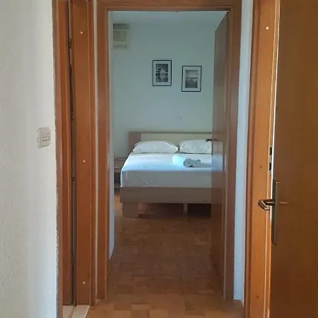 Apartment Apartmani Krpeta